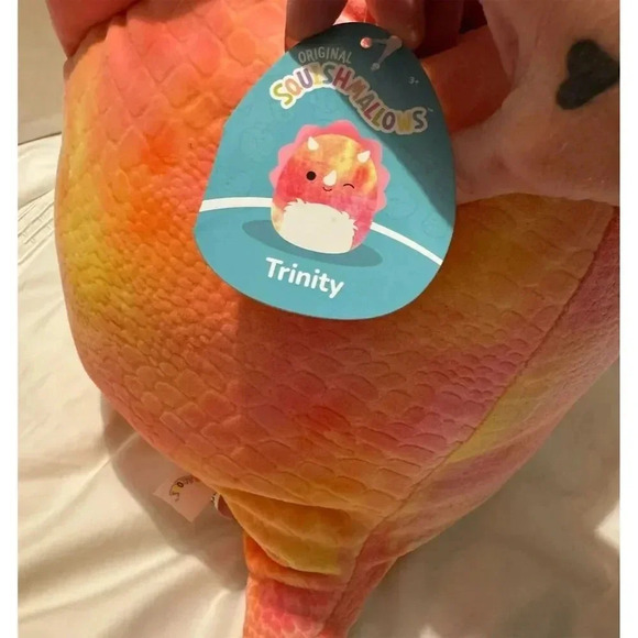 Original Squishmallows Trinity Pink Tie-Dye Triceratops 8" Plush Toy - Picture 6 of 7